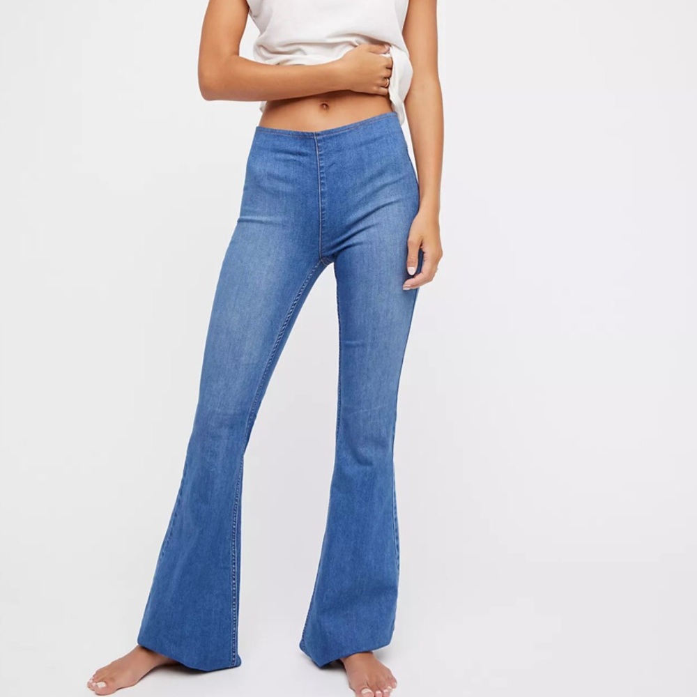 ✌️Retro Free People Flare Pull up Jeans